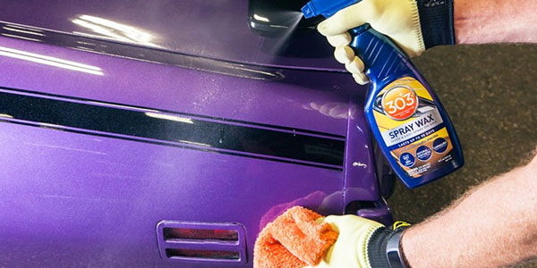 Apply Spray Wax on metalic paint Apply Spray Wax to seal