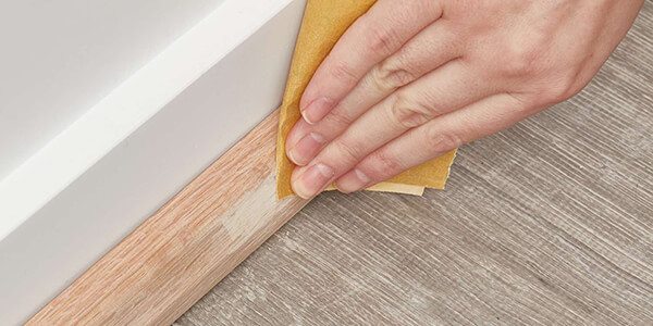 Sanding with Finger Sanding with Finger