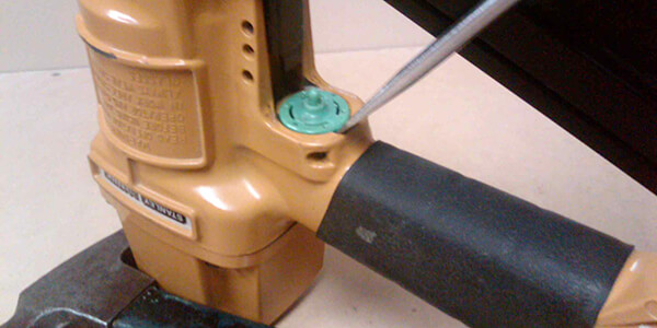 Trigger valve Trigger valve